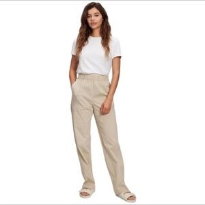 NEW Women’s GAP Off-Duty Kahki Tan Casual Pants Loose Fit Size Large NWT Trouser